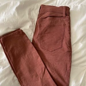 Abercrombie Ultra High Rise Super Skinny Ankle jean
